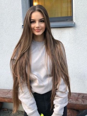 Надюша